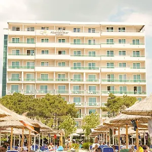 Hotel Albanian Star, Kryemëdhej